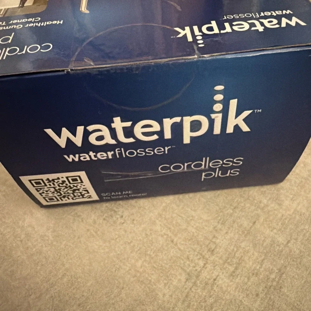 Waterpik Cordless Plus Water Flosser Rechargeable WP-462 BLACK NEW in box unopen